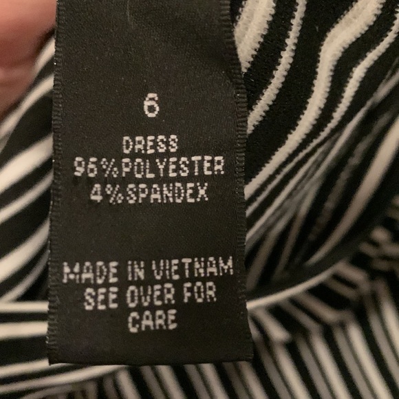 NWT Black and white striped shift dress - Picture 7 of 8